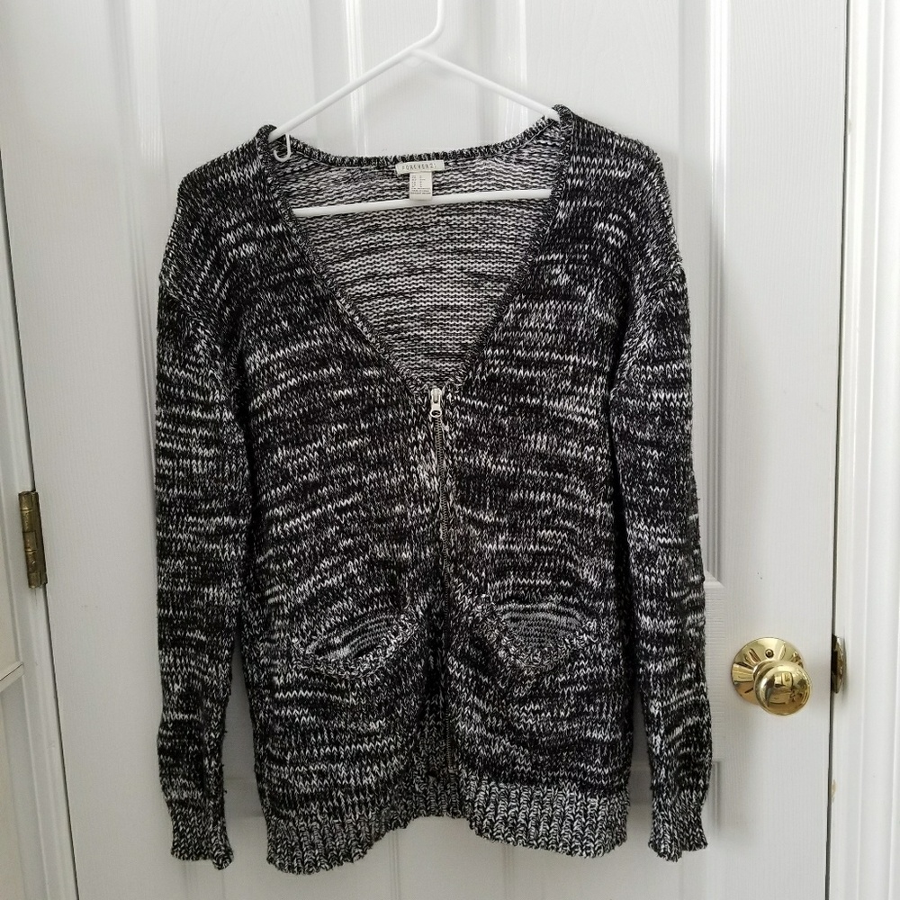 Zip up sweater/cardigan